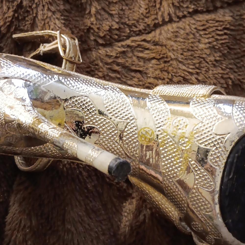 Shoes - Picture 2 of 10